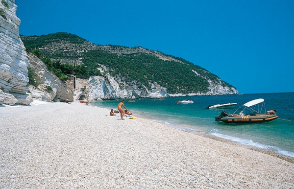 Marina di Lesina: i villaggi turistici low cost a due passi dal mare