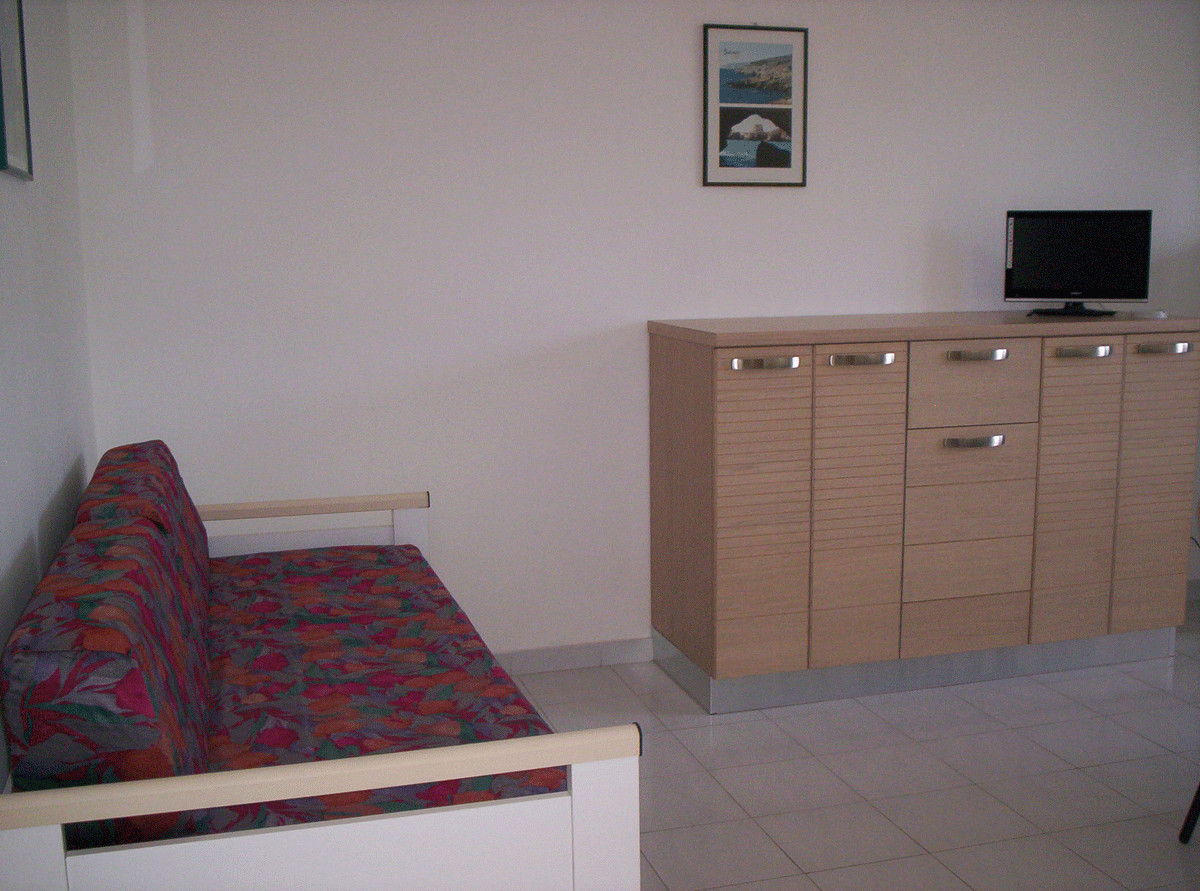 Residence Baia D'Oro Trilocale 4/5 Primo Piano