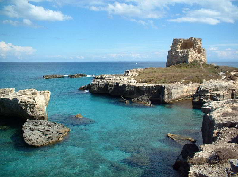 Roca Vecchia e la Grotta della Poesia: la perla costiera del Salento