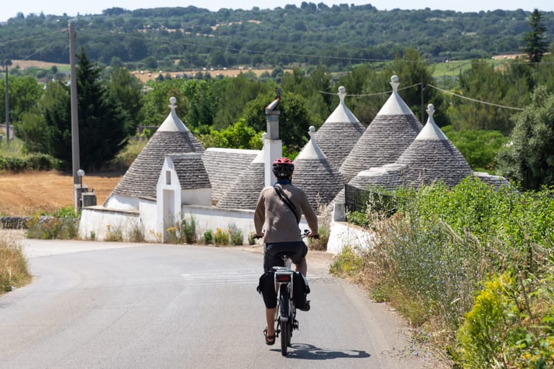 Piste ciclabili della Valle d'Itria: i percorsi più belli da fare in bici