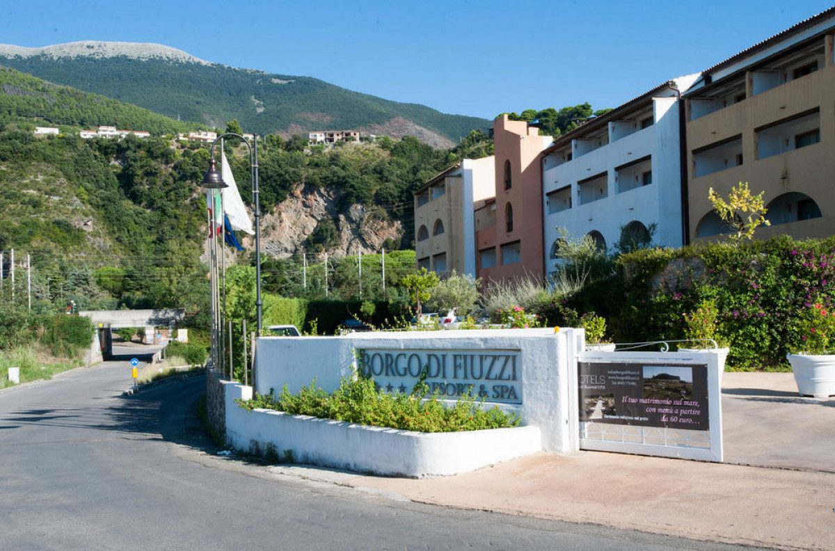 Borgo Di Fiuzzi Resort Spa Villaggio Praia A Mare Calabria - 
