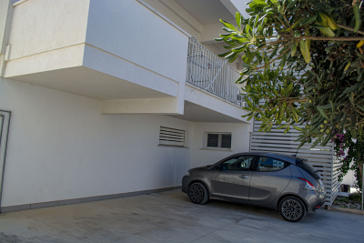 Stile e Comfort in Vacanza: Appartamento Esclusivo a Torre San Giovanni