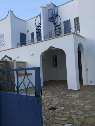 Villetta con doppi servizi a Boncore, Torre Lapillo